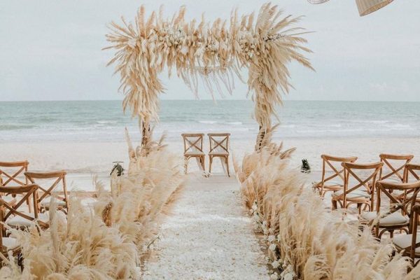 Beach Wedding Decoration Ideas Guide for 2024