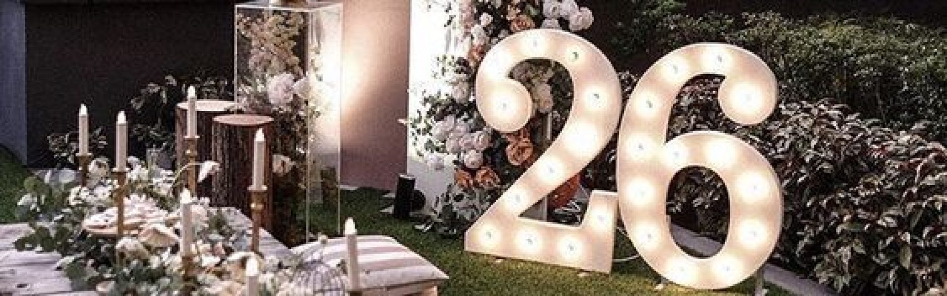 Cute Outside Graduation Party Ideas and Decorations